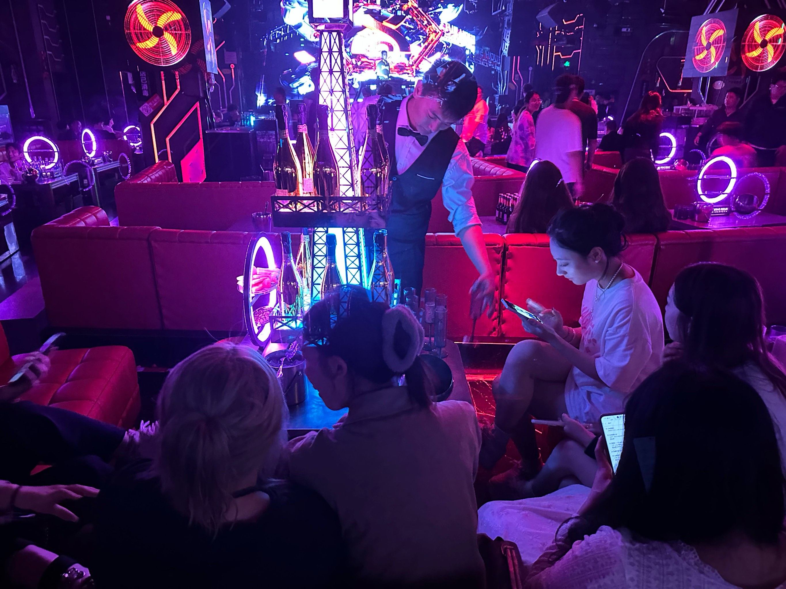 石家庄商务KTV，寻找最佳场所-赵县ktv预订